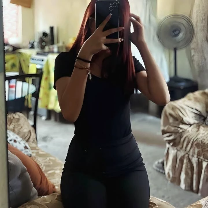 valeria thumbnail