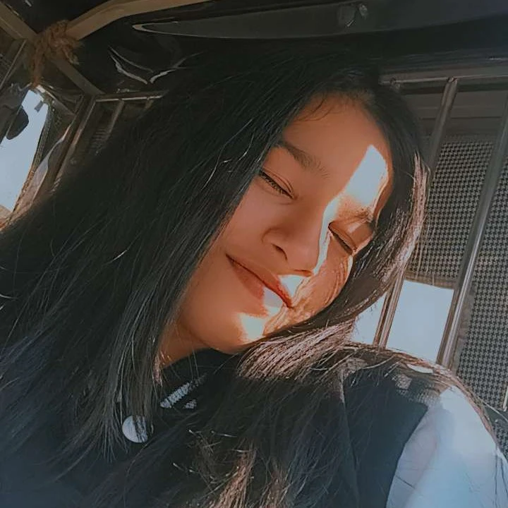 Mia 