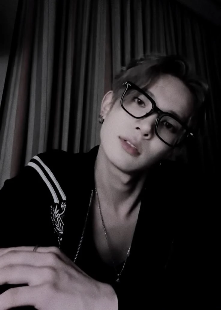 Heeseung thumbnail