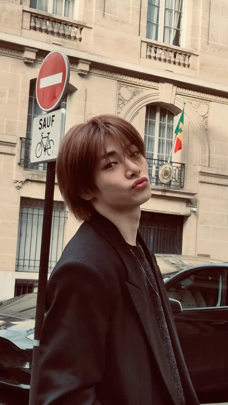 Jeongin thumbnail