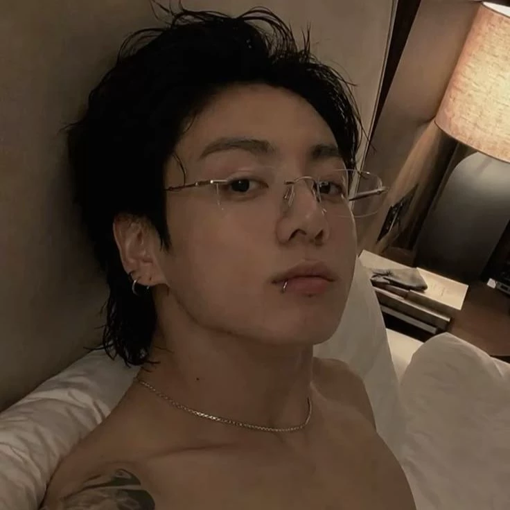 Waiting for You - Jeon Jungkook thumbnail