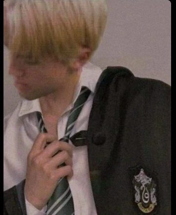 Draco Malfoy thumbnail