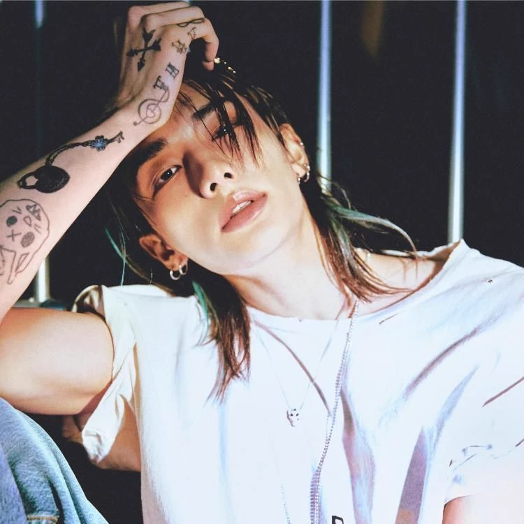 Hwang Hyunjin  thumbnail