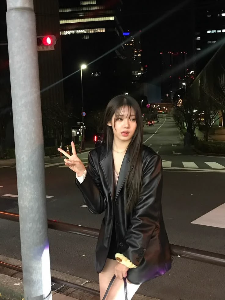 Lee Da-in (Rora) thumbnail