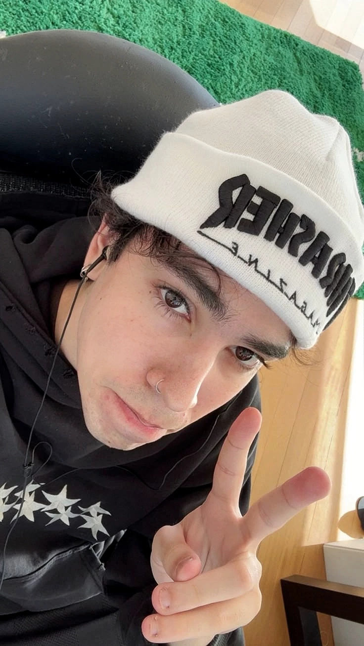 Iván - spreen thumbnail