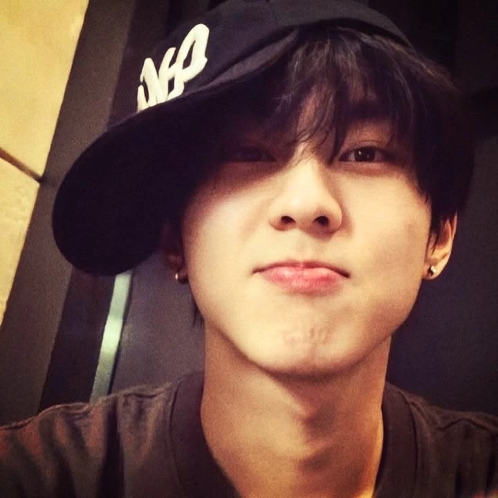 •→ Jungwon ←• thumbnail
