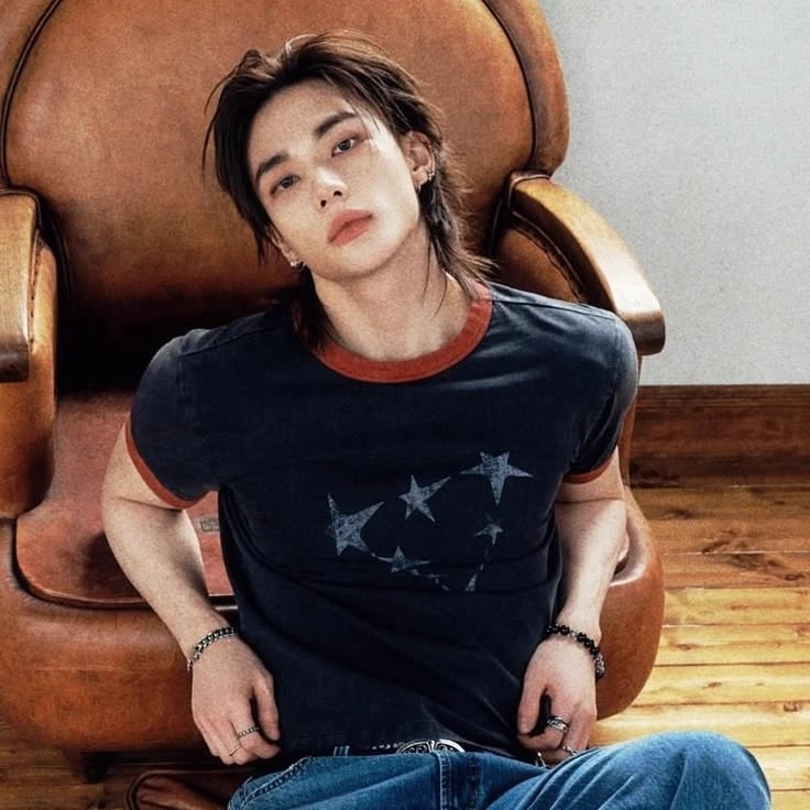 Hyunjin thumbnail