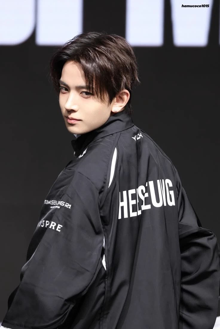 Heeseung thumbnail