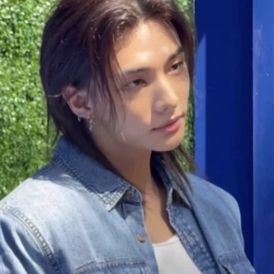 Hyunjin thumbnail