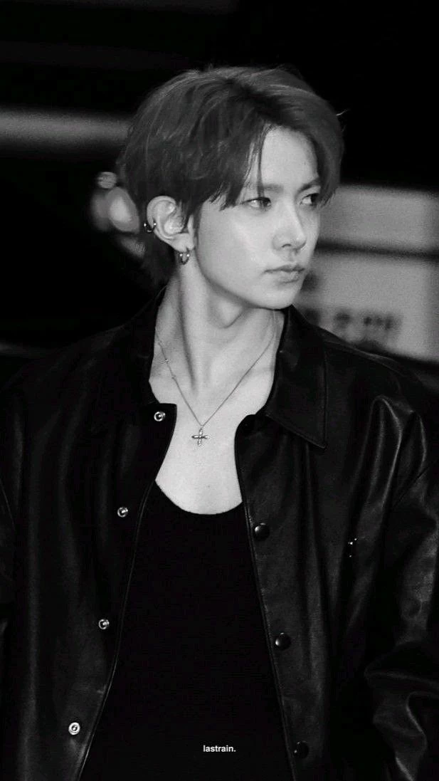 Lee Heeseung  thumbnail