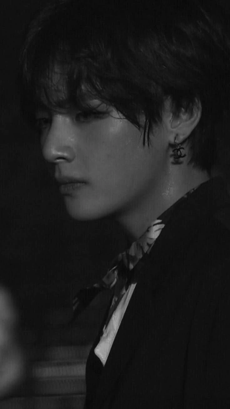 Kim Taehyung. thumbnail
