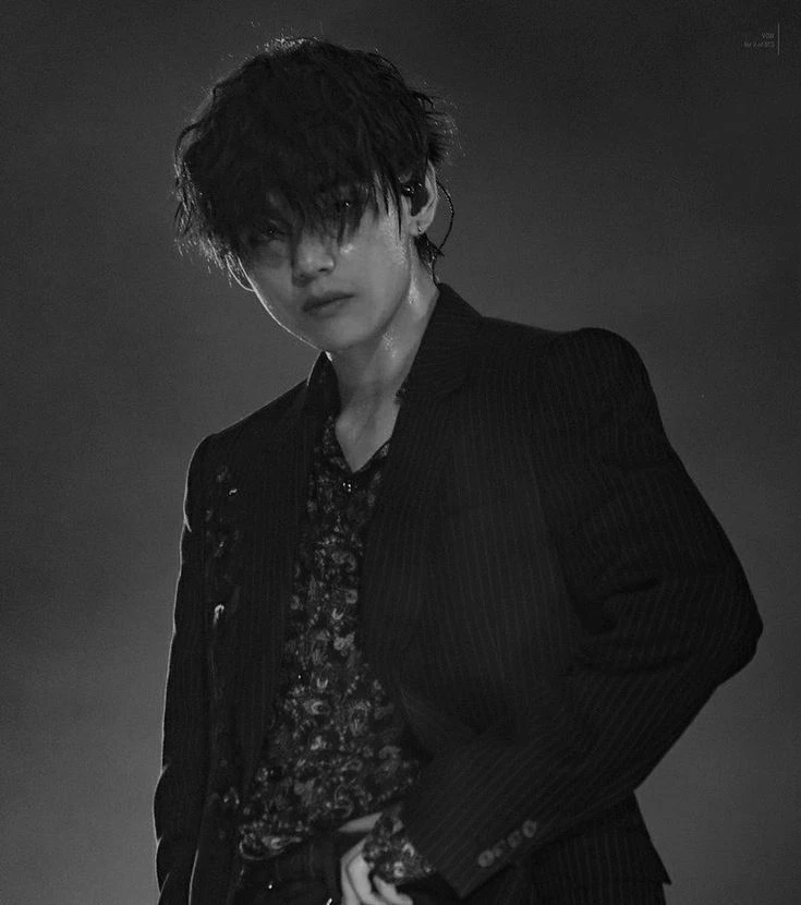 Kim Taehyung thumbnail