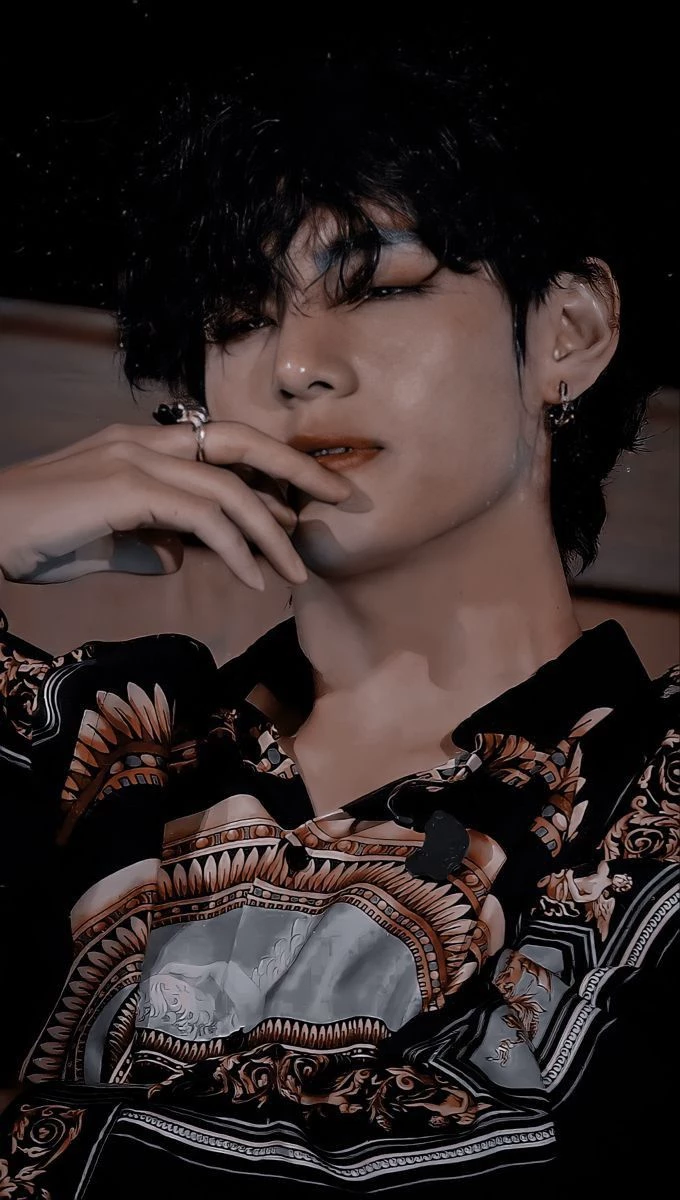 Kim Taehyung. thumbnail