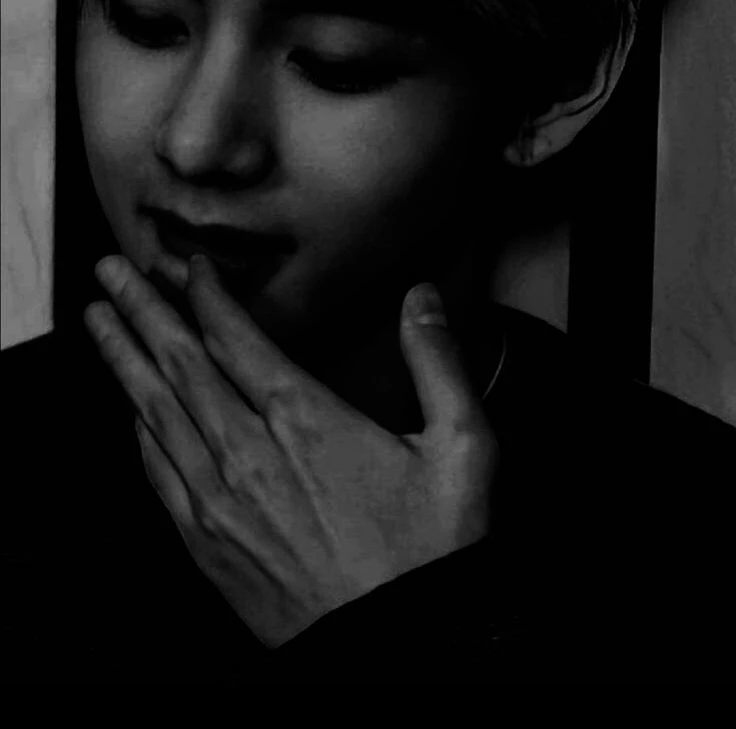 Kim Taehyung thumbnail