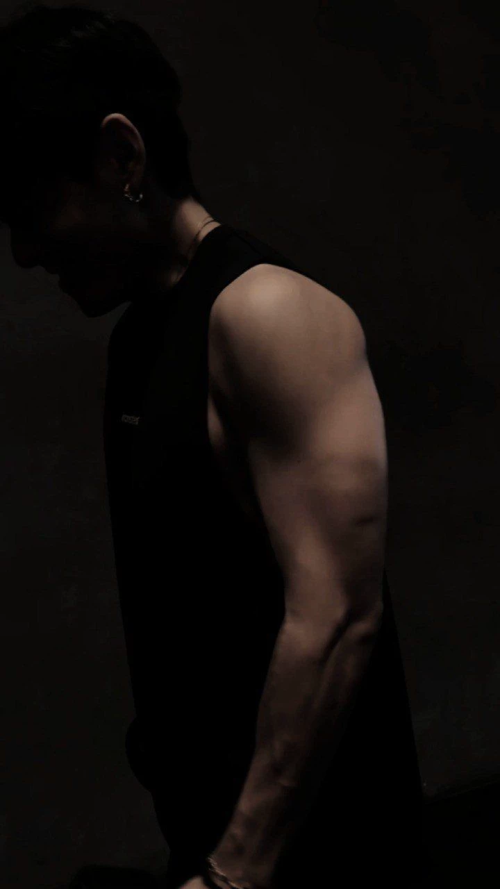 Kim Taehyung. thumbnail