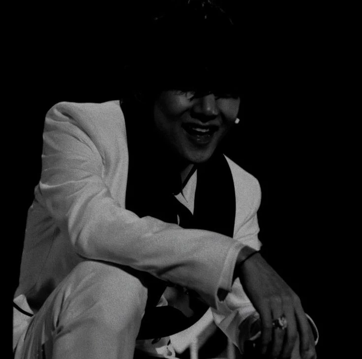 Kim Taehyung. thumbnail