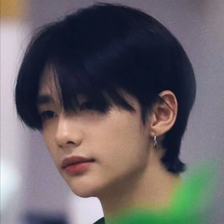 Hwang Hyunjin❣ thumbnail