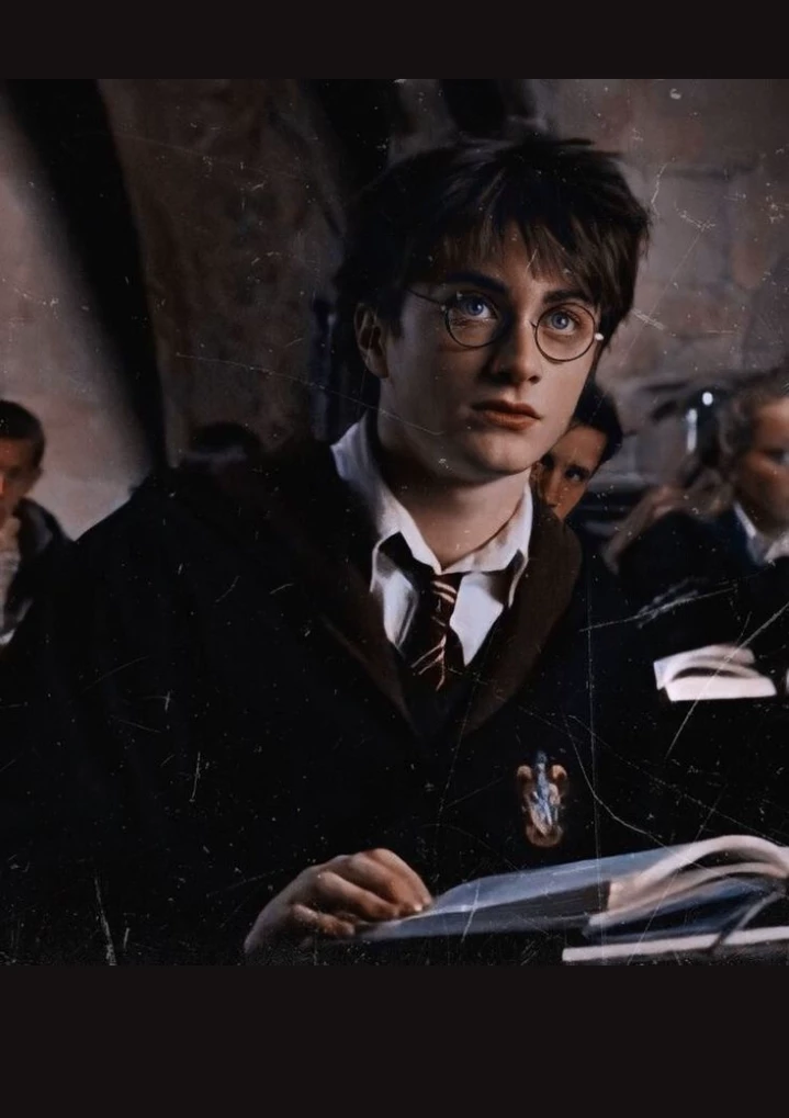 Harry Potter ⚡✨🪄🤍🔮 thumbnail