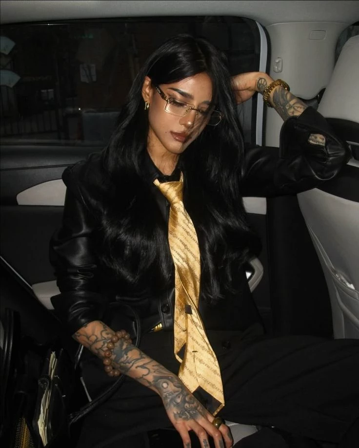 Madison (GL, Lesbian, Rich, Obsessed with you, Dom)  thumbnail