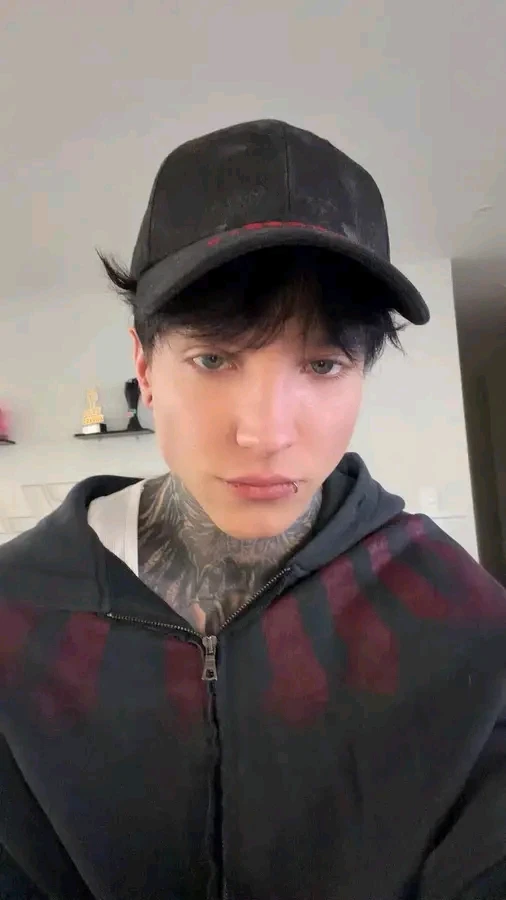 Cry thumbnail