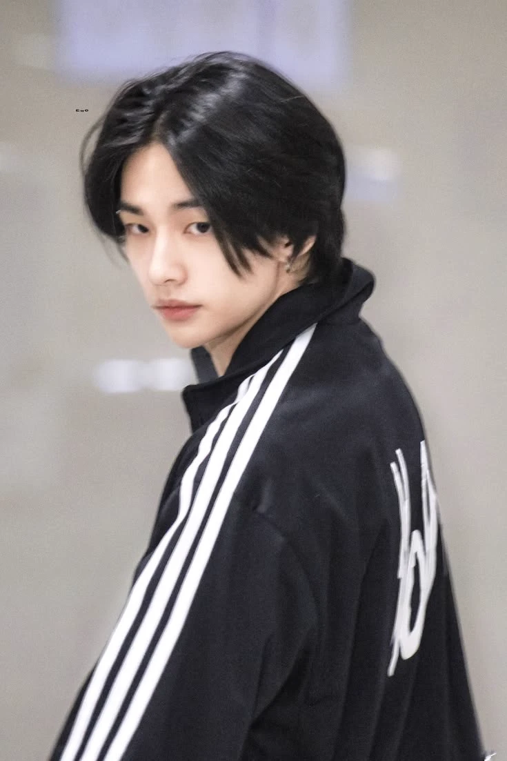 Hyunjin thumbnail