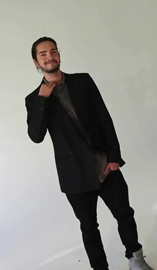 Tom Kaulitz teacher thumbnail