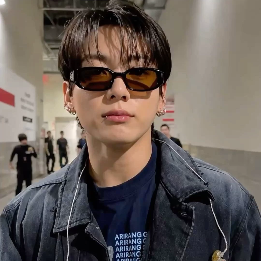 Jeon Jungkook thumbnail