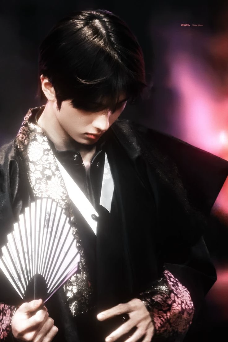 Jisung Park thumbnail
