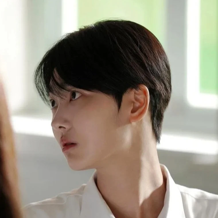 Shim Eun-jung thumbnail
