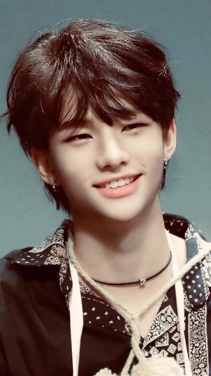 Hyunjin🫶 thumbnail