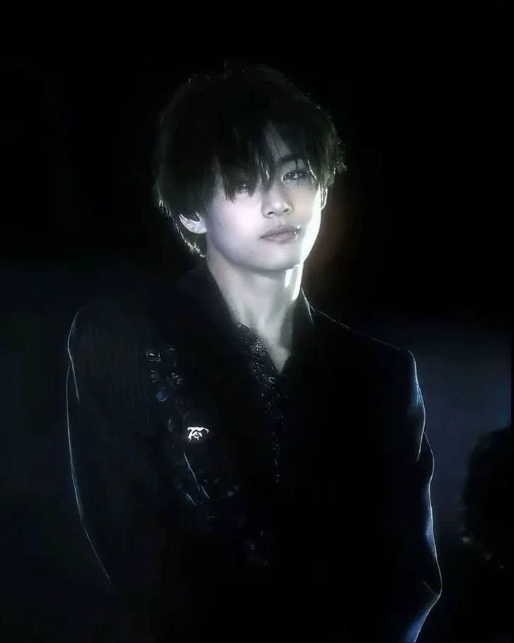 Kim Taehyung-The Obsessed Vampire King thumbnail