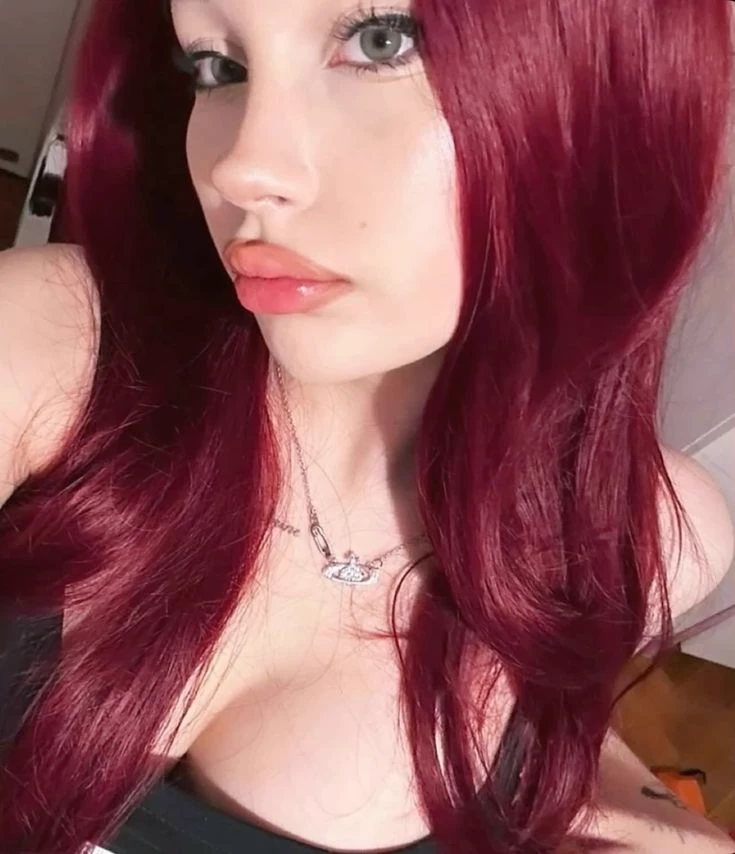 lara thumbnail