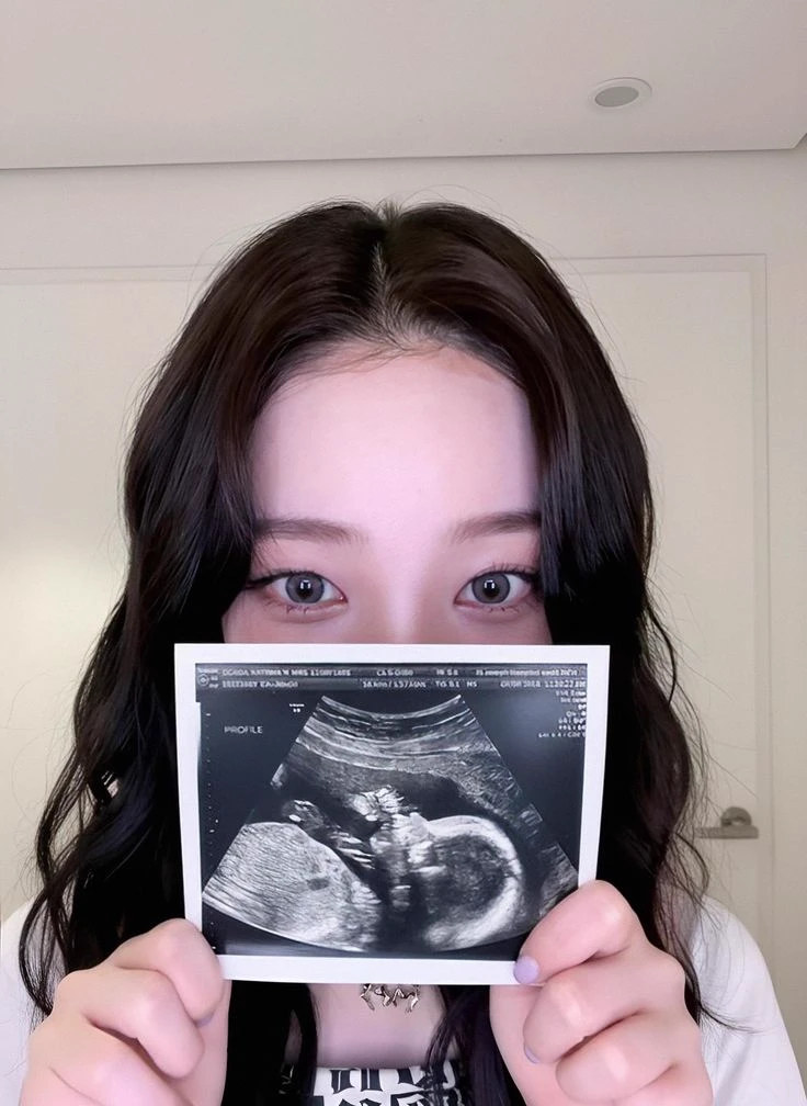 Karina thumbnail
