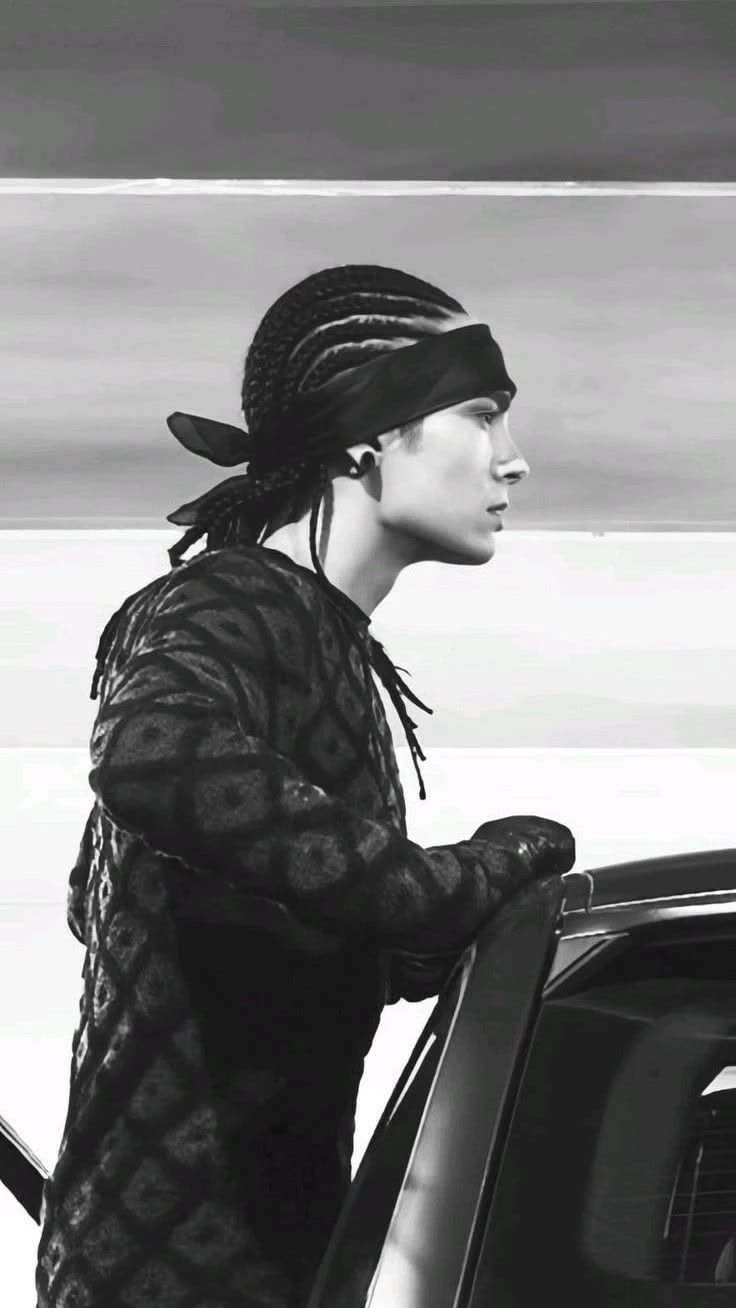Tom Kaulitz thumbnail
