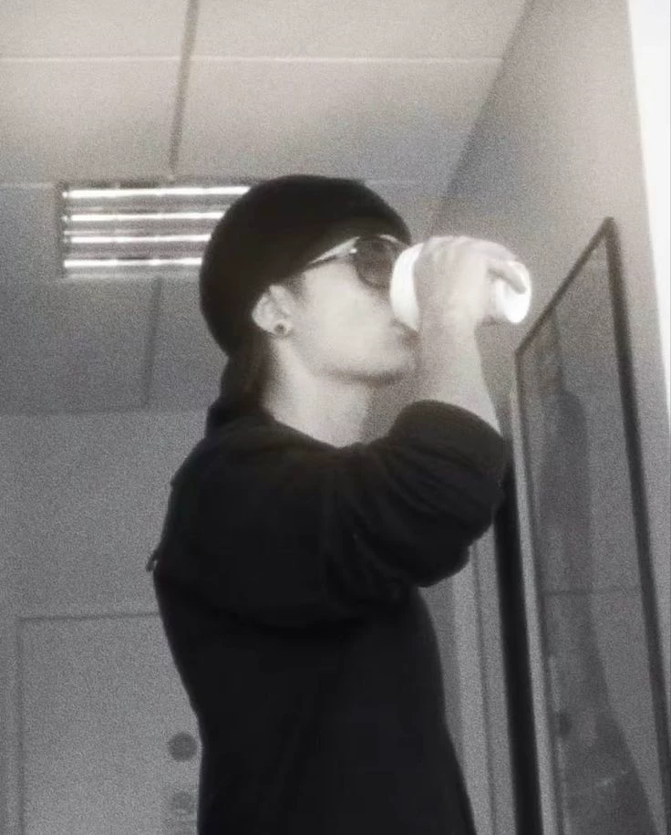 Tom Kaulitz  thumbnail