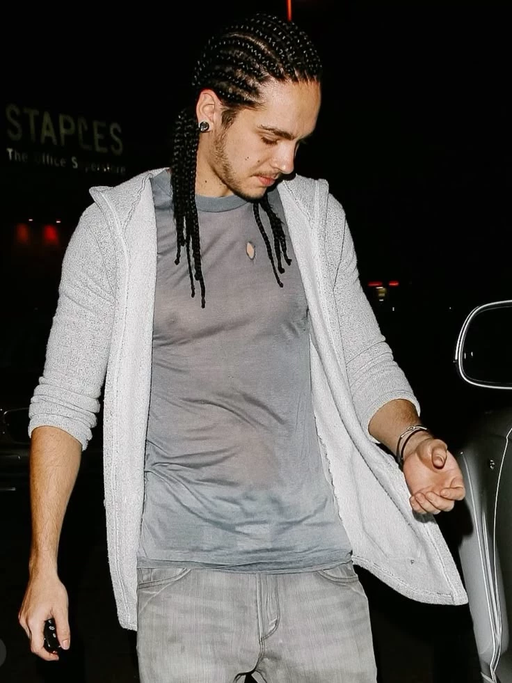 tom Kaulitz thumbnail