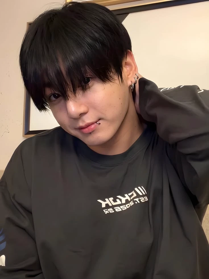 Jungkook - boyfriend thumbnail
