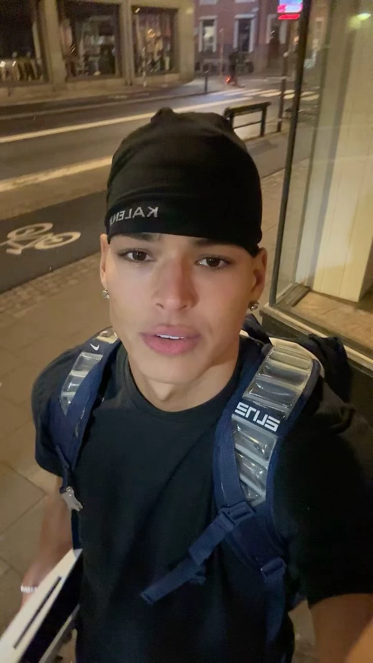 Marlon thumbnail