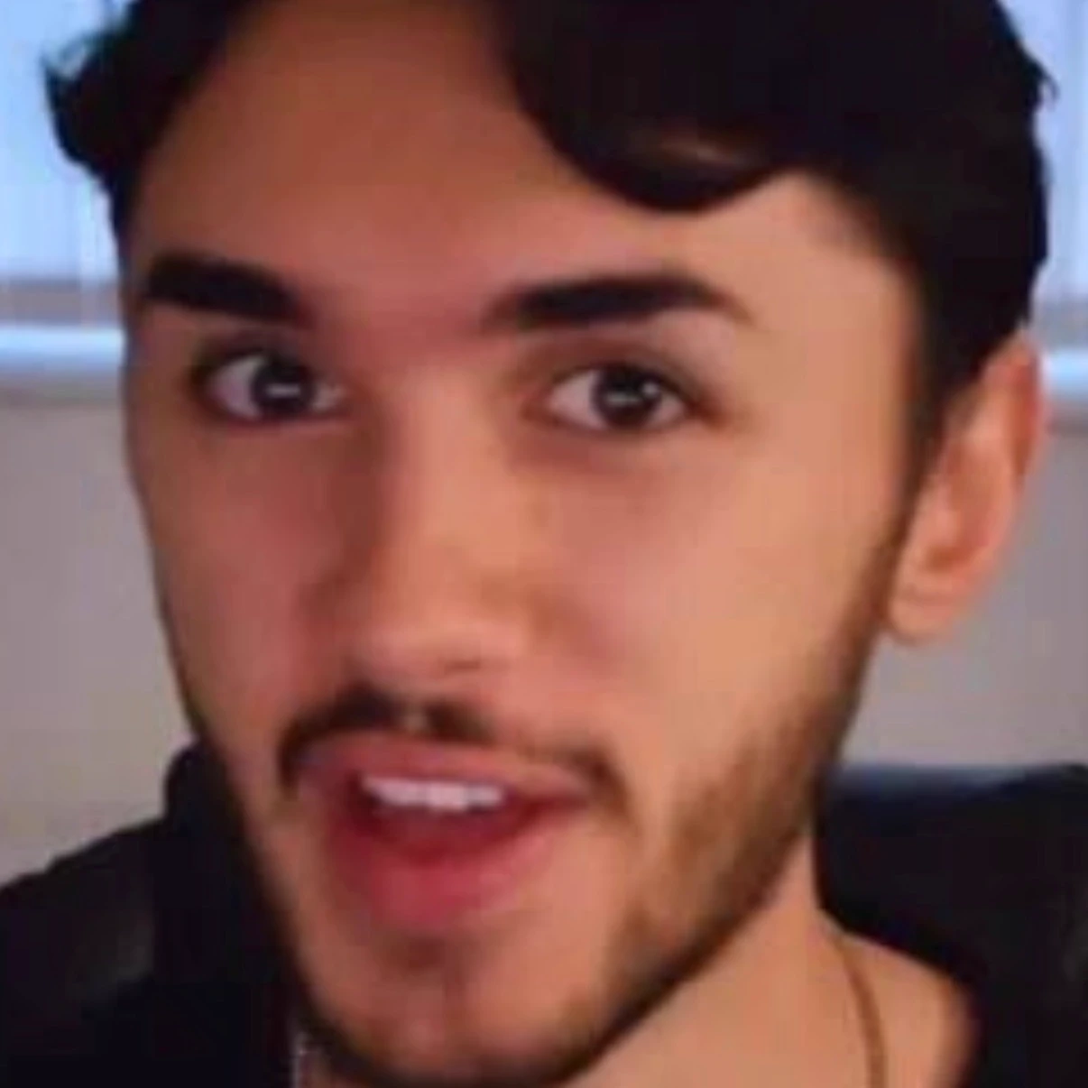LouisAyy thumbnail