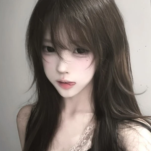 ·{★L@ura-K@ito★}·