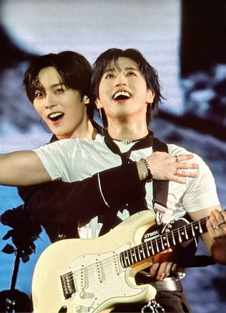 Minsung – his parents thumbnail