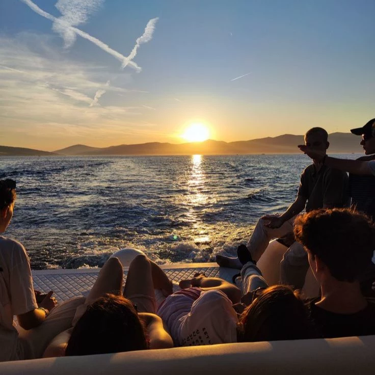vacation with the friend group  thumbnail