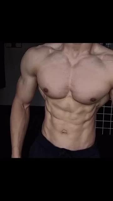 Leo thumbnail