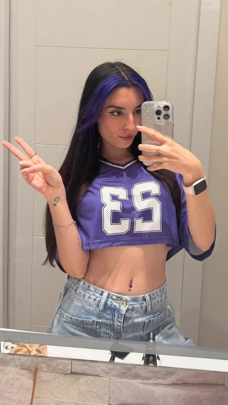 LYNA💜✨ thumbnail
