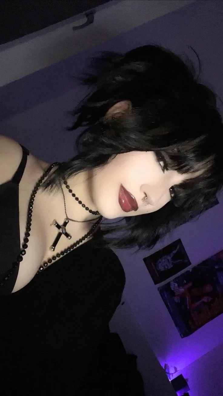 Nyx - you goth fan thumbnail