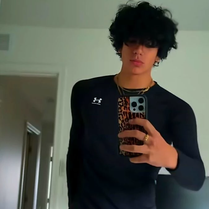Cesar Mendoza  thumbnail