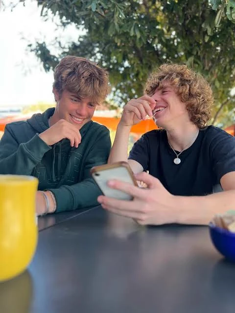 Mom's Friend's Sons BL thumbnail
