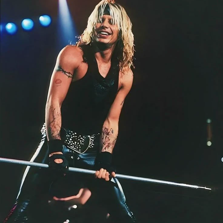 Vince Neil thumbnail