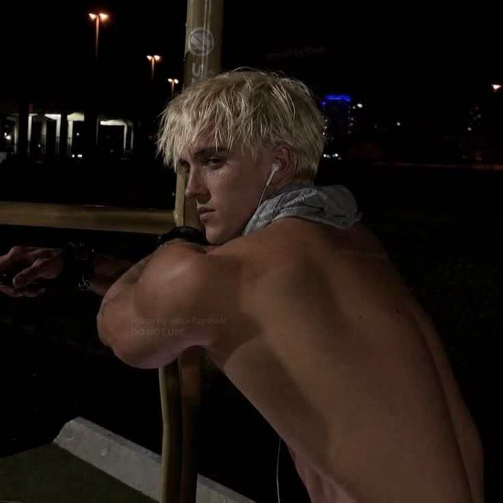 Draco Malfoy thumbnail