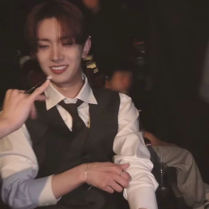 Heesung thumbnail